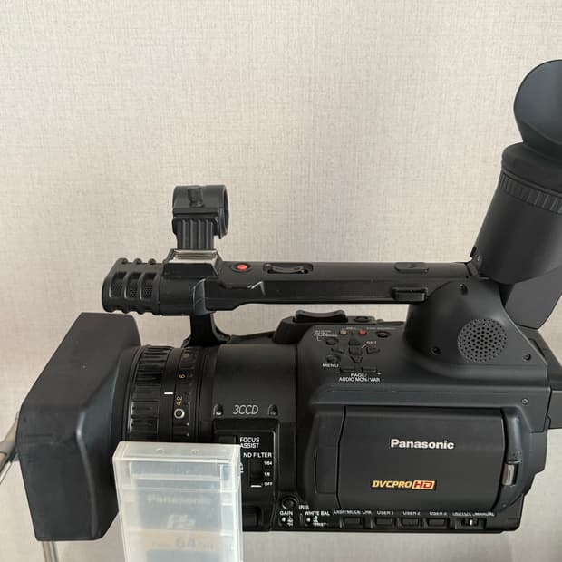 Panasonic AG-HVX200AAN + 64gb P2카드