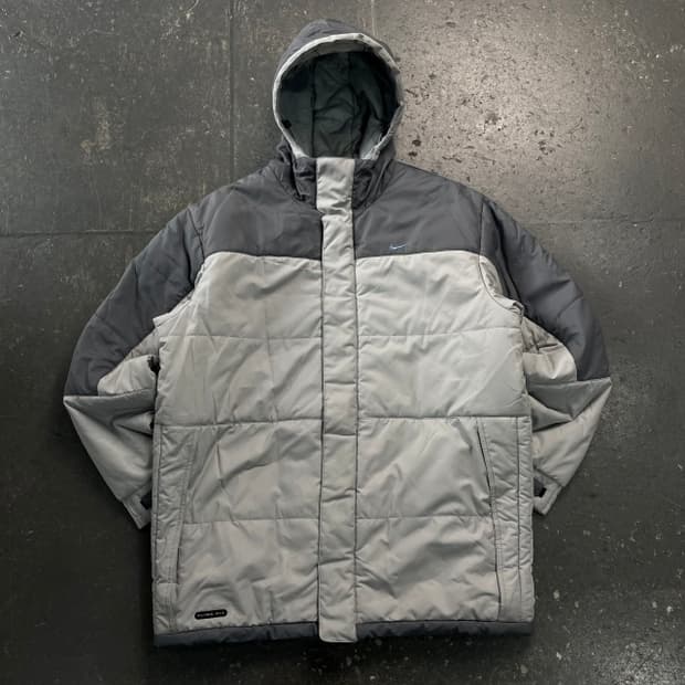 105 나이키 올드스쿨 패딩 