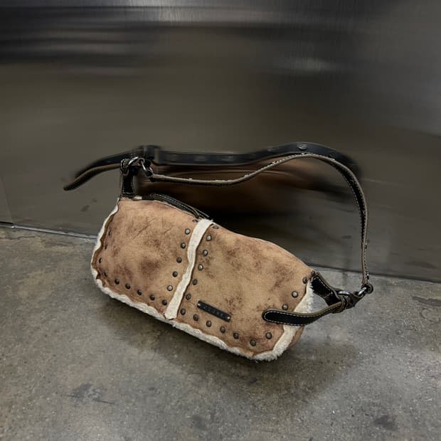 Guess rare suede shoulder bag