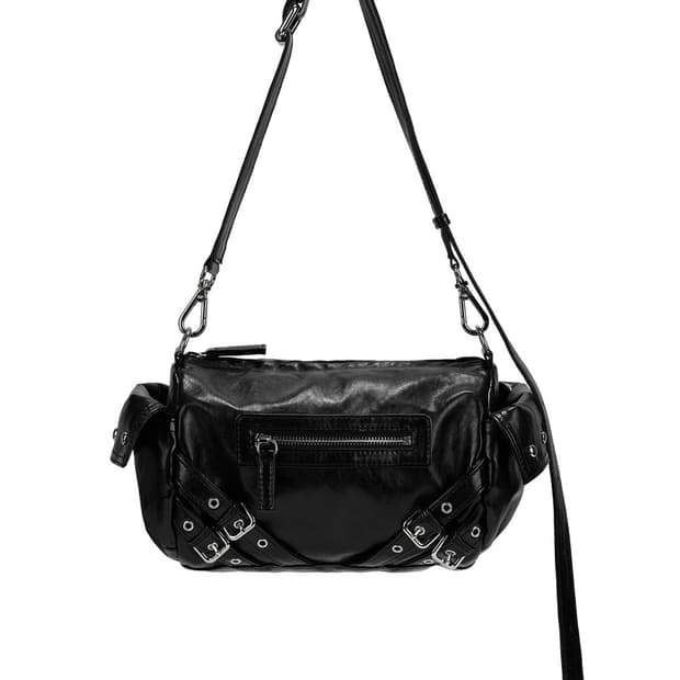 다이닛 스터드 포켓백