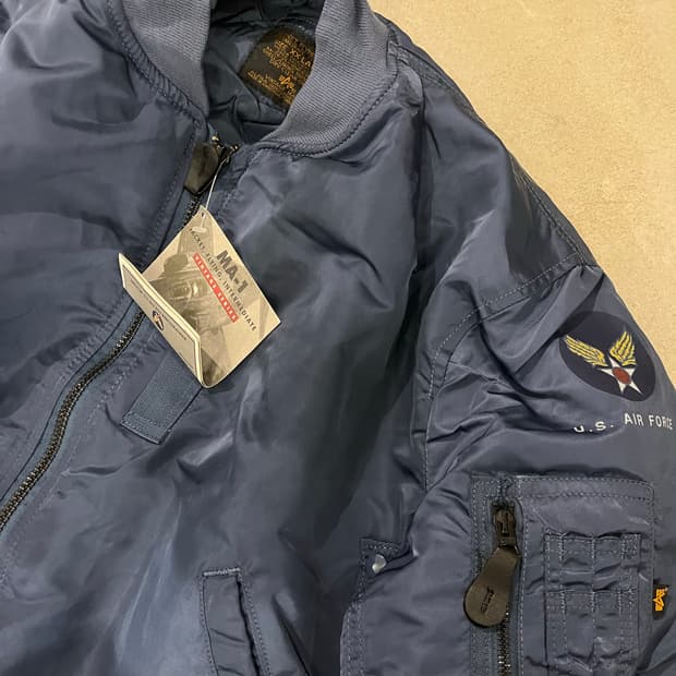 빈티지 알파 MA-1 에어포스 컬러