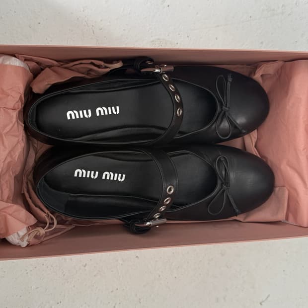 miu miu 레더 발레리나 블랙 EU37.5
