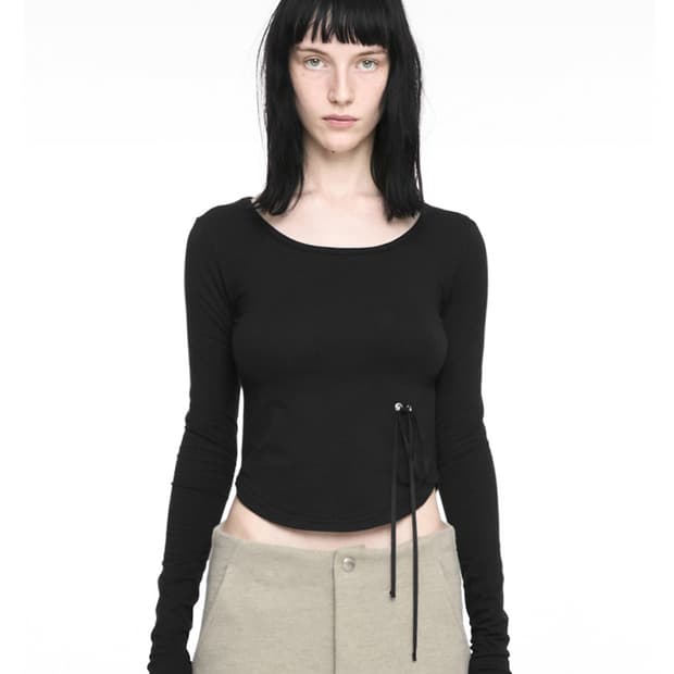 나체 크롭 롱슬리브 블랙 1사이즈