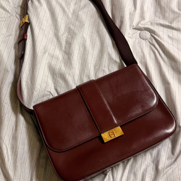 독일 Aigner 아이그너 빈티지 숄더백 가죽 가방