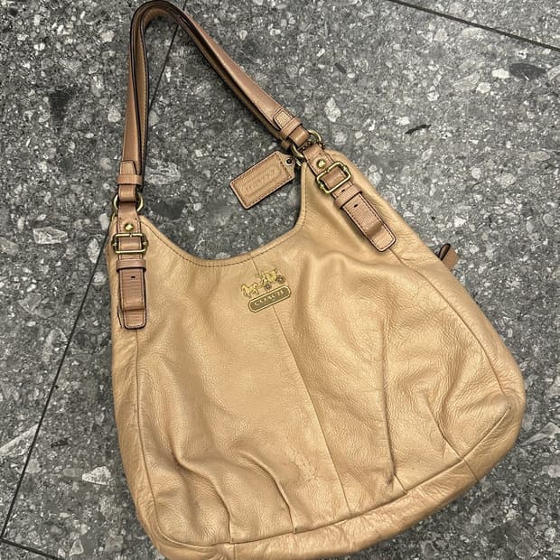 코치 빈티지 숄더백 처분 