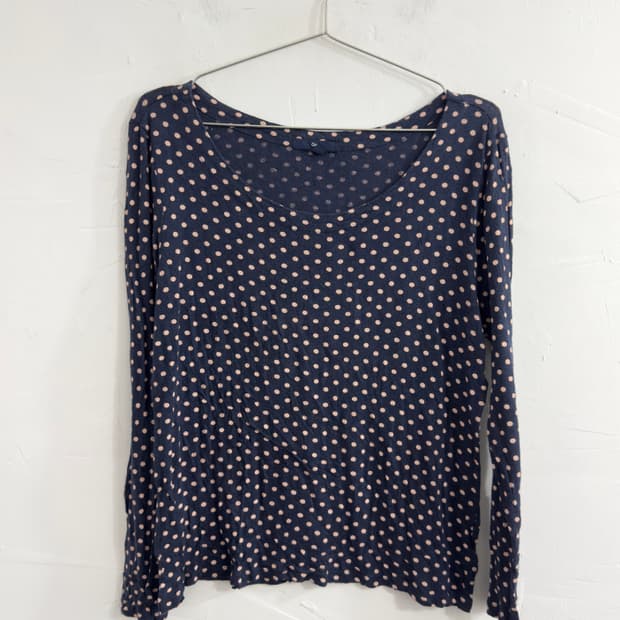 gap pink dot longsleeve