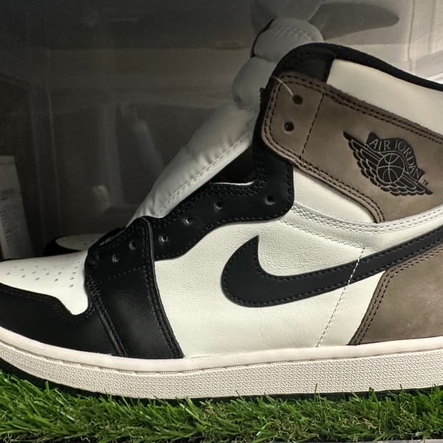 조던1 다크모카 285 새상품