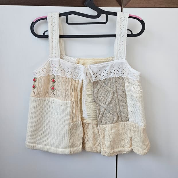 모리걸 빈티지 패치워크 니트 뷔스티에 꽃자수 꽈배기 레이어드 나시