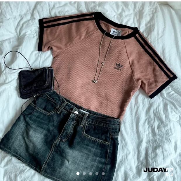 아디다스 로즈브릭 삼선 슬림 티셔츠 반팔 M (55)