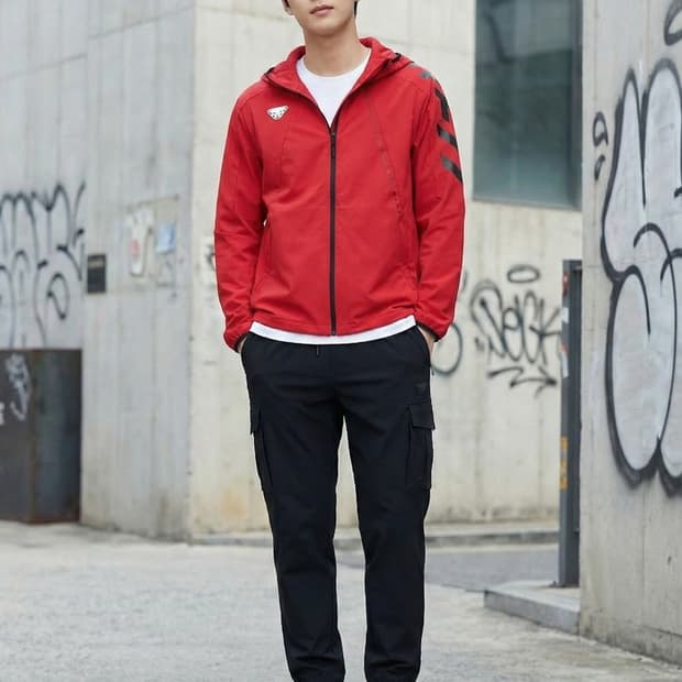 다이나핏(DYNAFIT) 트레이닝 후드 자켓 바람막이