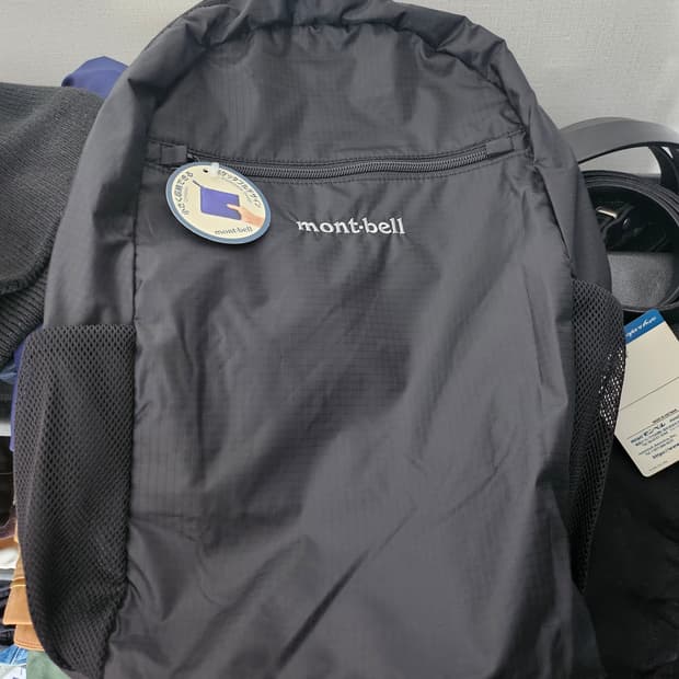 몽벨 포켓터블 백팩 20리터 블랙 새상품