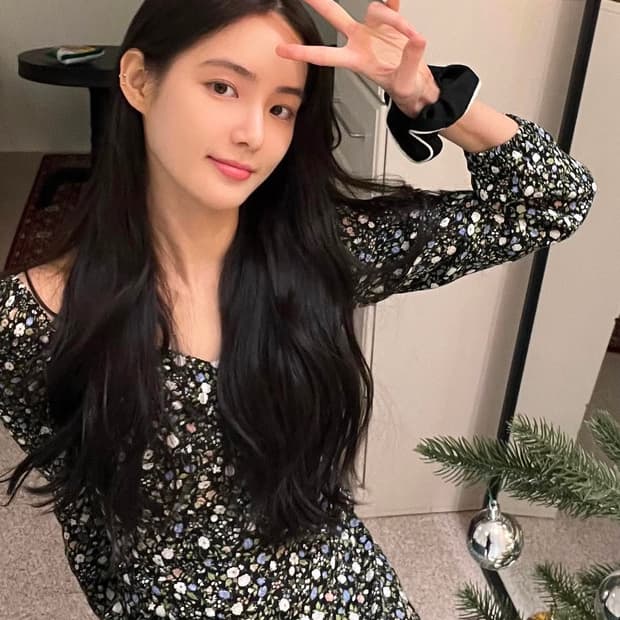 (택o) 고윤정 홍수주 리포메이션 mochi dress 드레스