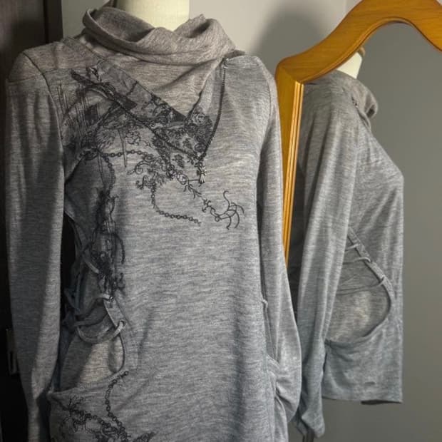 Ozzcroce necklace handwarmer turtle neck