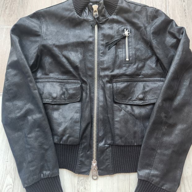 캐나다 빈티지 루츠(Roots) 크롭 가죽 자켓 95