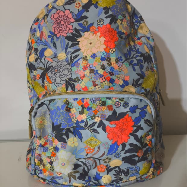 오일릴리 플라워 백팩