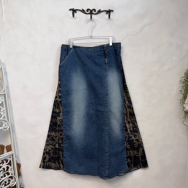 Washing denim side lettering maxi skirt 