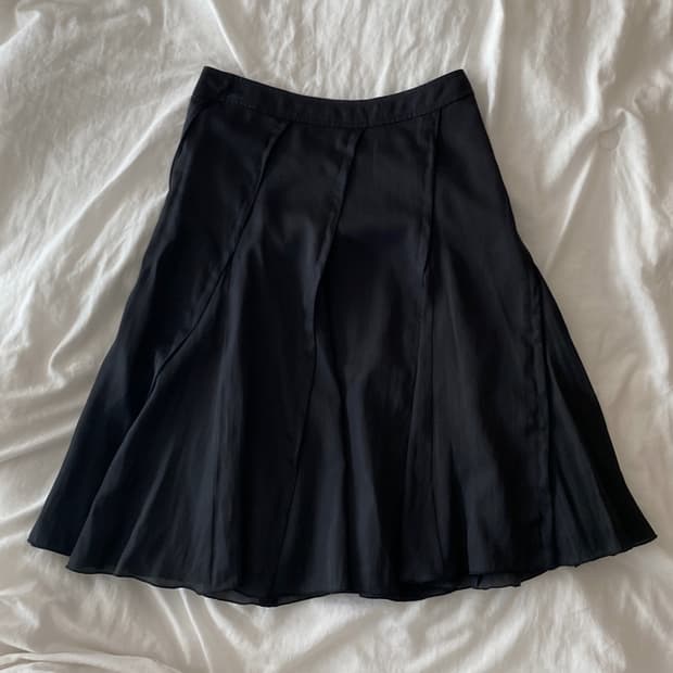 빈티지 블랙 미디 스커트