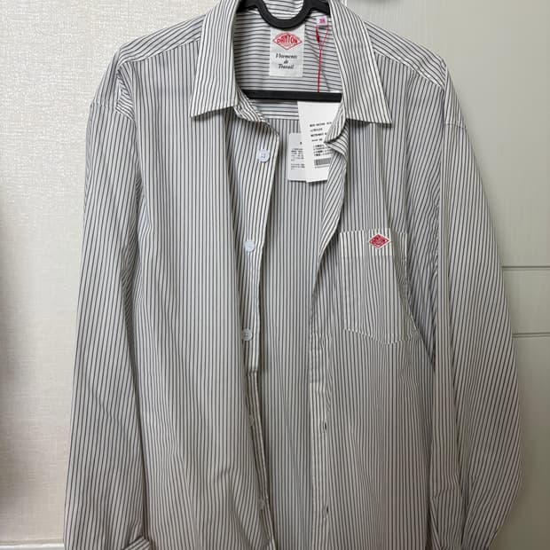 단톤 스트라이프 셔츠