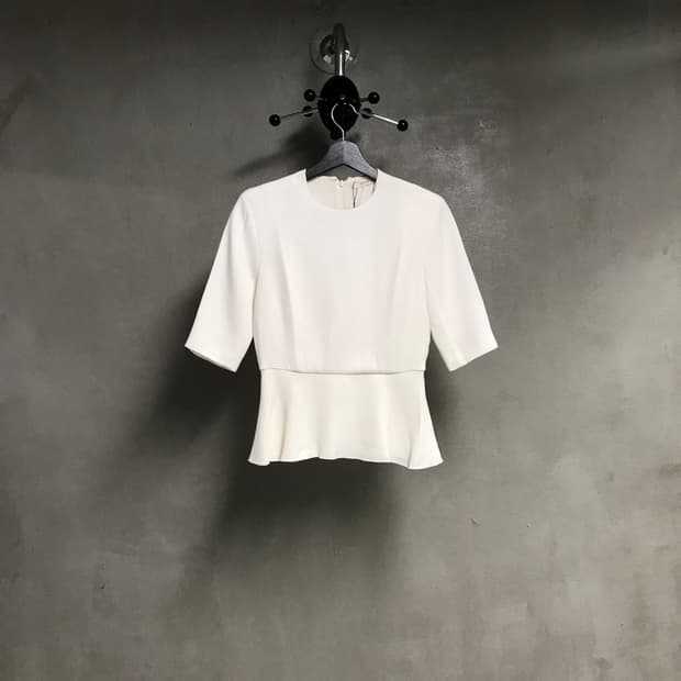셀린느 반팔 블라우스 화이트 36(W)