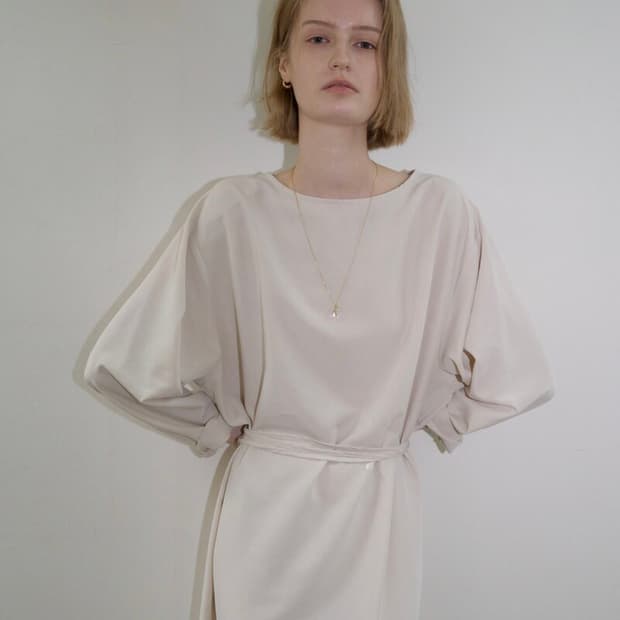 오브베이지 BASE TWO-WAY MAXI OPS_BEIGE