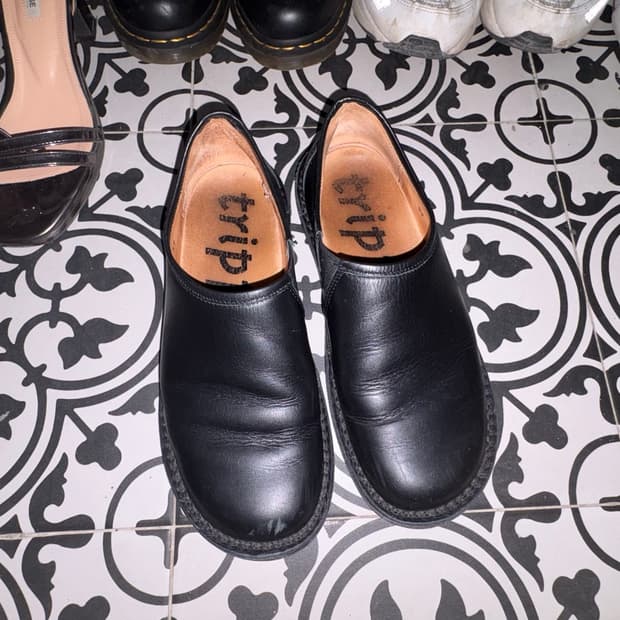 Trippen Yen Black size 37