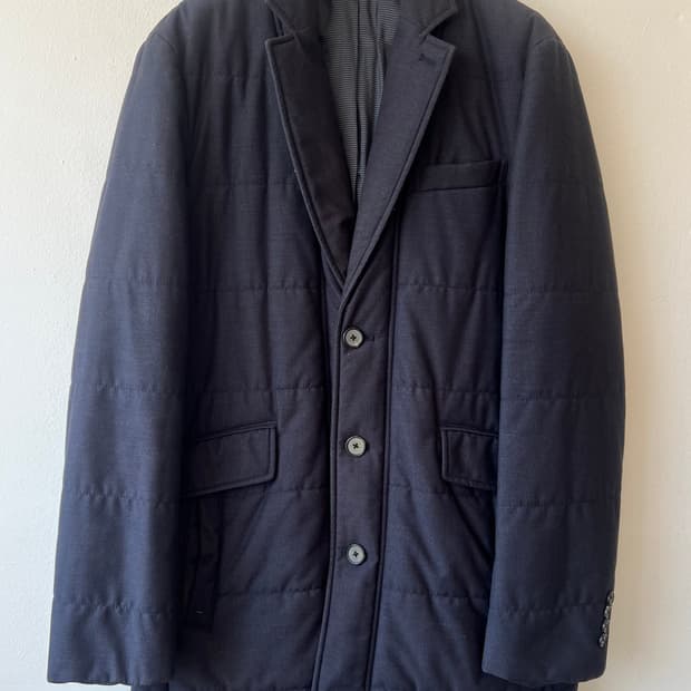 코모도스퀘어 남성 네이비 패딩 싱글코트
