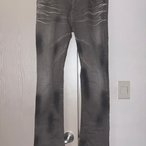 Tornado mart dark washing grey flare den