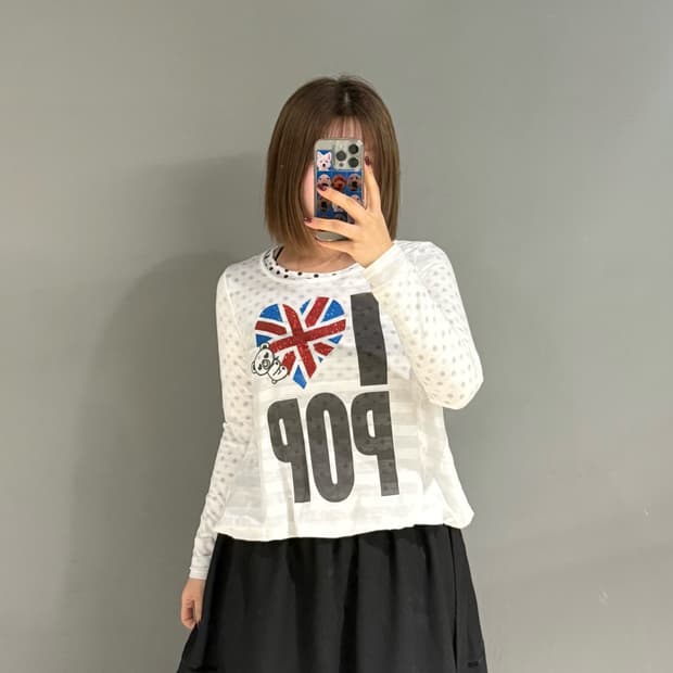 layered detail lettering long sleeve