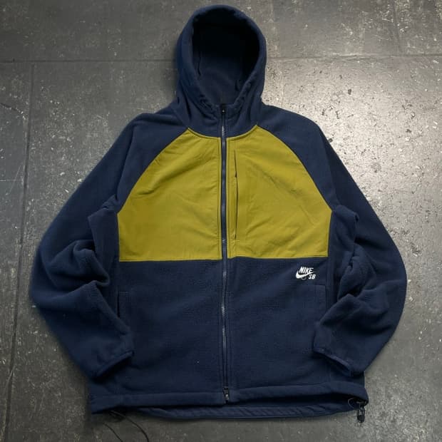 105 나이키 SB 후리스 