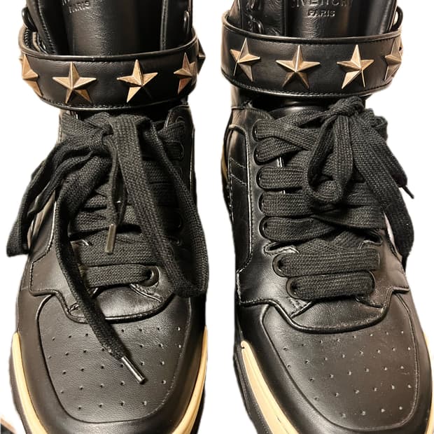 지방시 타이슨 스타 하이