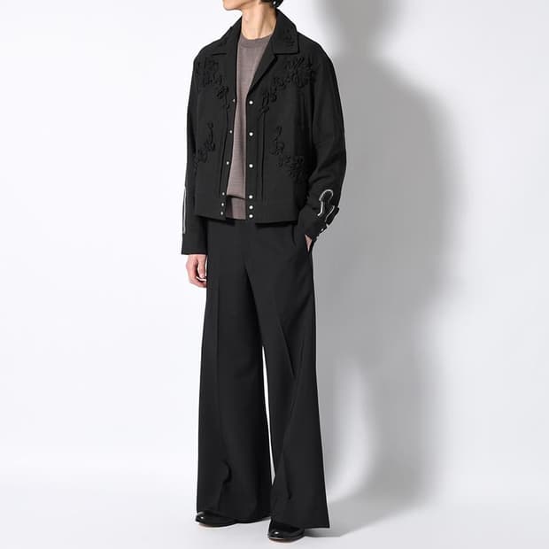 사스콰치패브릭스 25ss 플레어 슬랙스 