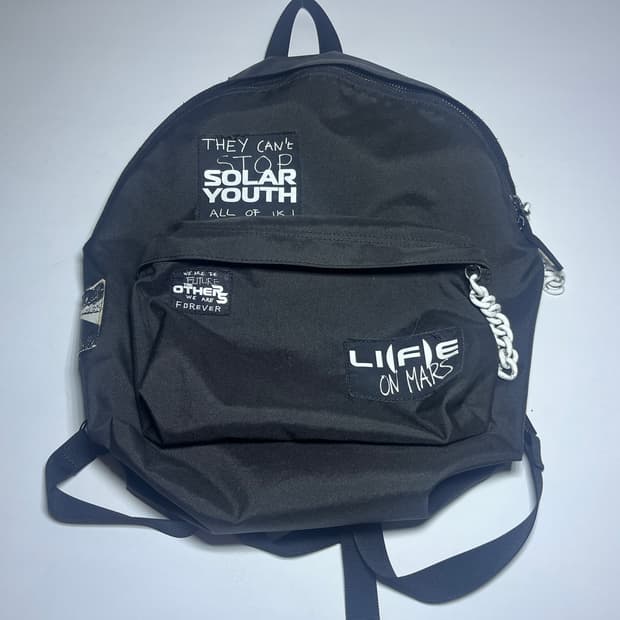 [OS] 라프시몬스 X 이스트팩 20FW 파커 패디드 체인 백팩