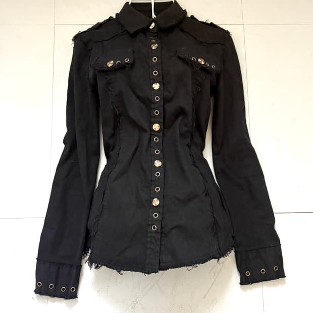 • black spandex grunge shirt