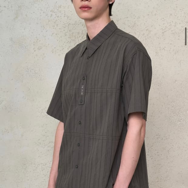 노이즈 반팔셔츠