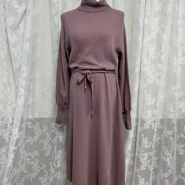 F) 온앤온 터틀넥 니트 원피스 인디핑크