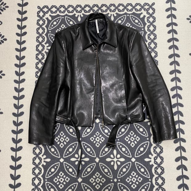 (50)노이어 램스 레더 벨티드 크롭 자켓