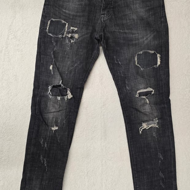 디스퀘어드2 남자 청바지.   싸이즈 32.