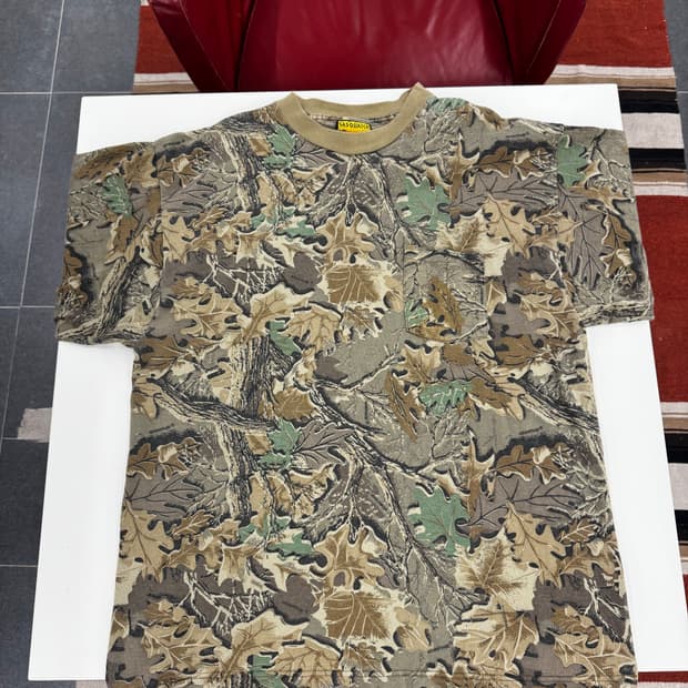 Vintage Real Tree T-shirts