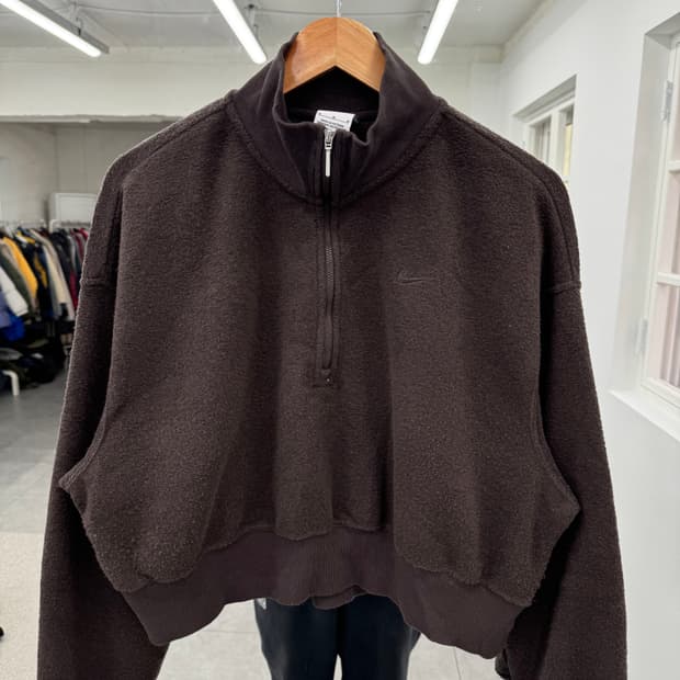 나이키 크롭 맨투맨