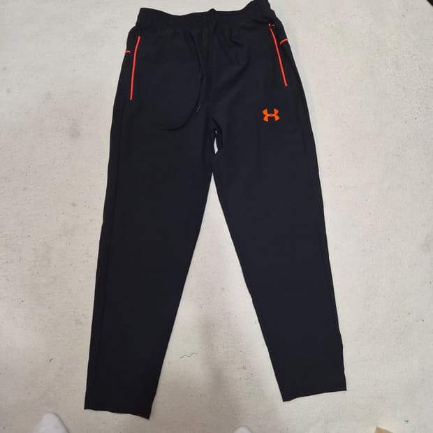 언더아머  우븐팬츠M