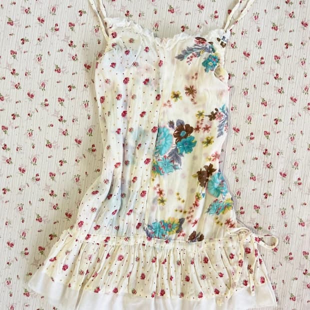 페어리 플로럴 쉬폰 슬리브리스