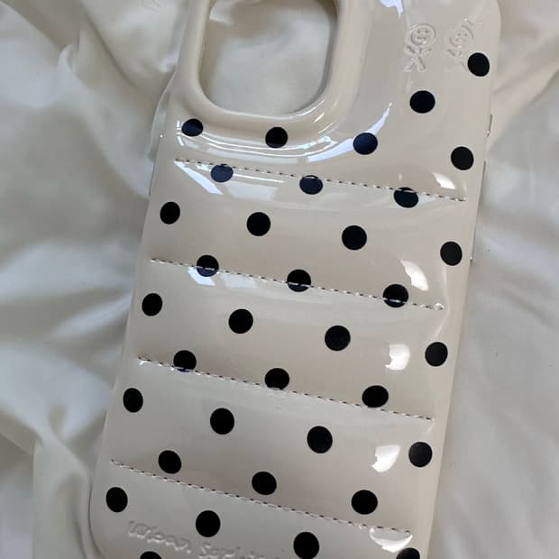 어반소피스티케이션 아이폰17