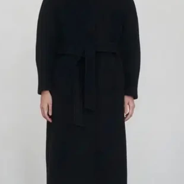 아모멘토 23fw 아워글래스 코트 판매