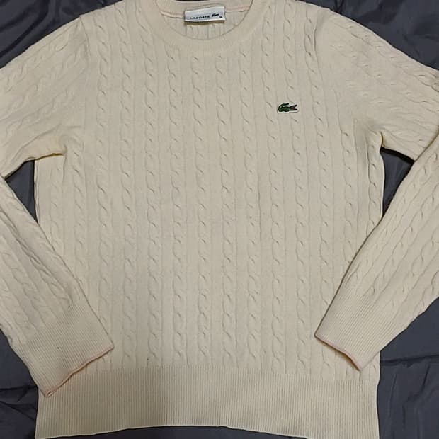 라코스테 크롭꽈배기니트 90 여성55 가슴43 기장52