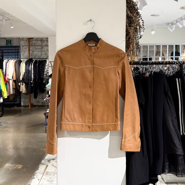 미우미우 브라운 스티치 레더 자켓