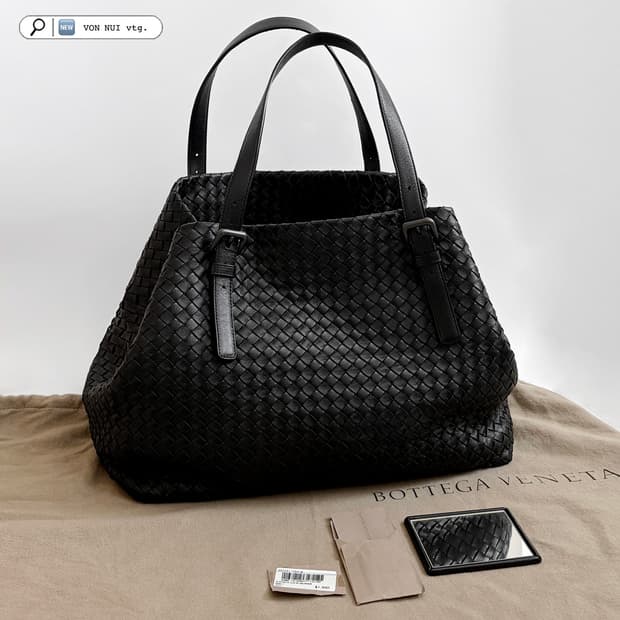 보테가베네타 인트레치아토 체스타 숄더백 라지 판매합니다.