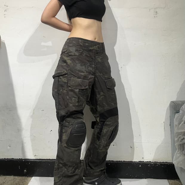 일본 빈티지 카키 바이크 팬츠 밀티러티 카모 카고 팬츠 
