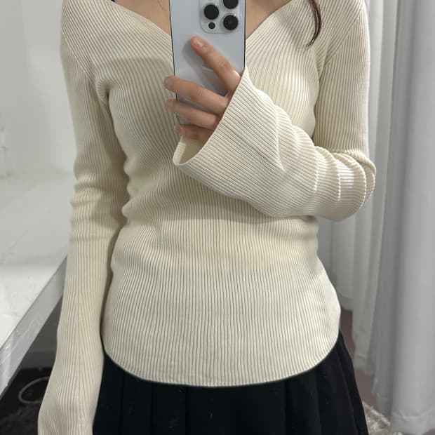 uniqlo x mamekurogouchi knit top