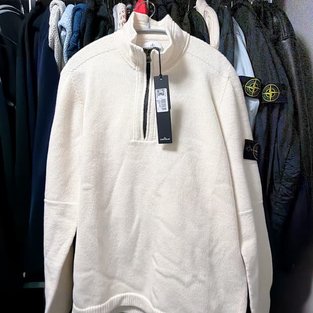 [M] 스톤아일랜드 니트 반집업