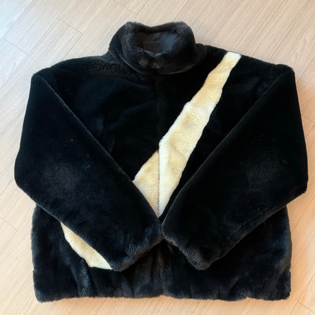 2XL 나이키 빅 스우시 퍼자켓 블랙